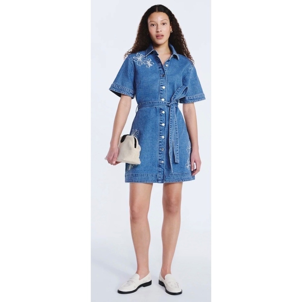 Free Assembly Women's Embroidered Denim Mini Shirtdress Blue Medium NWT - Picture 2 of 4